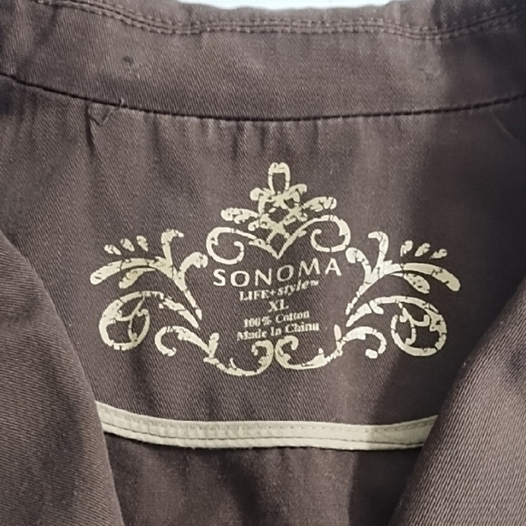 Brown Tailored Blazer with Notched Lapels - Picture 8 of 13